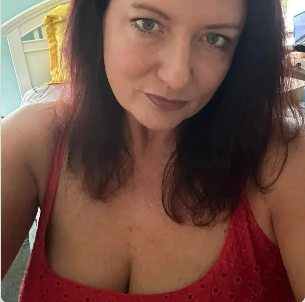 <p><strong>See Why Women Are Not Gatekeeping</strong></p>
